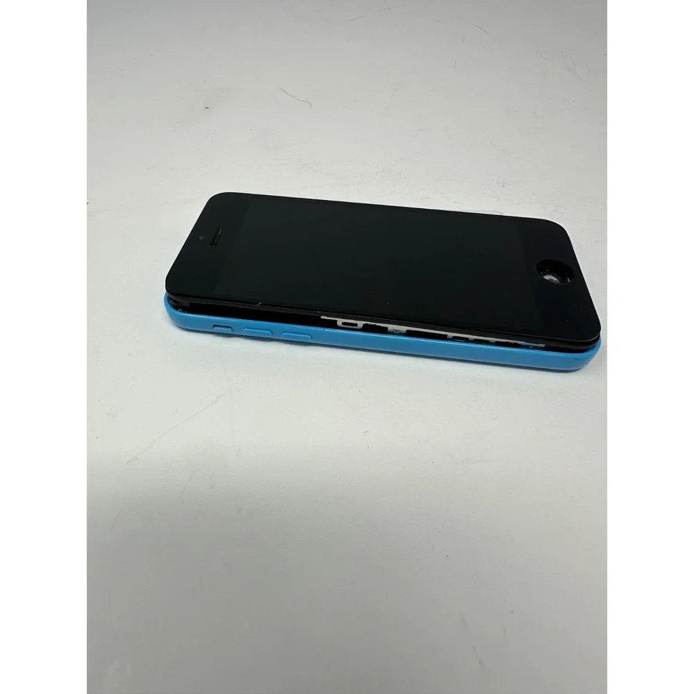 Apple iPhone 5c Model A1532 Sky Blue For Parts Or Repair Only C1
